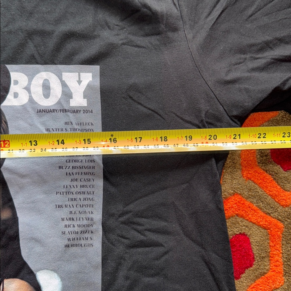 MAKE OFER Men's PLAYBOY Black Graphic Tee with Iconic Cover t-shirt Kate Moss LG - Picture 5 of 7